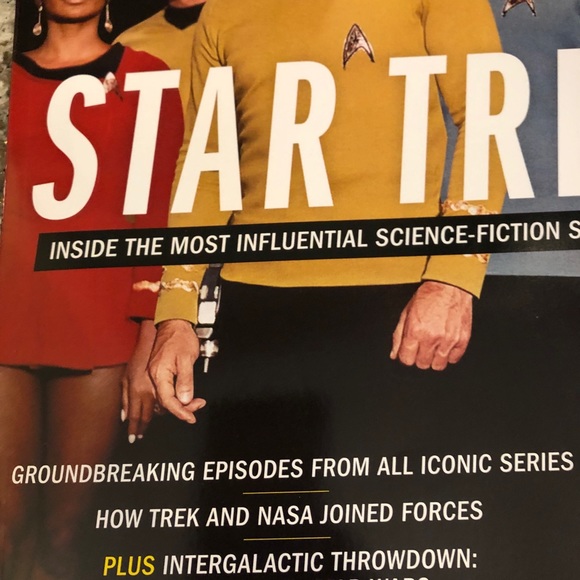 Special Edition Star Trek Feature Time Magazine - Picture 2 of 7